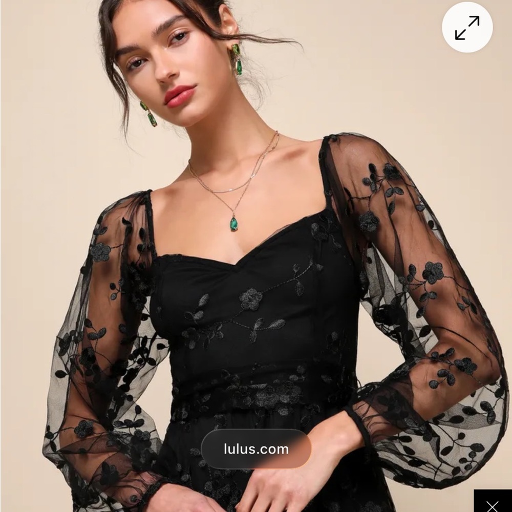 Lulu's Elegant Black Floral Long Sleeve Dress